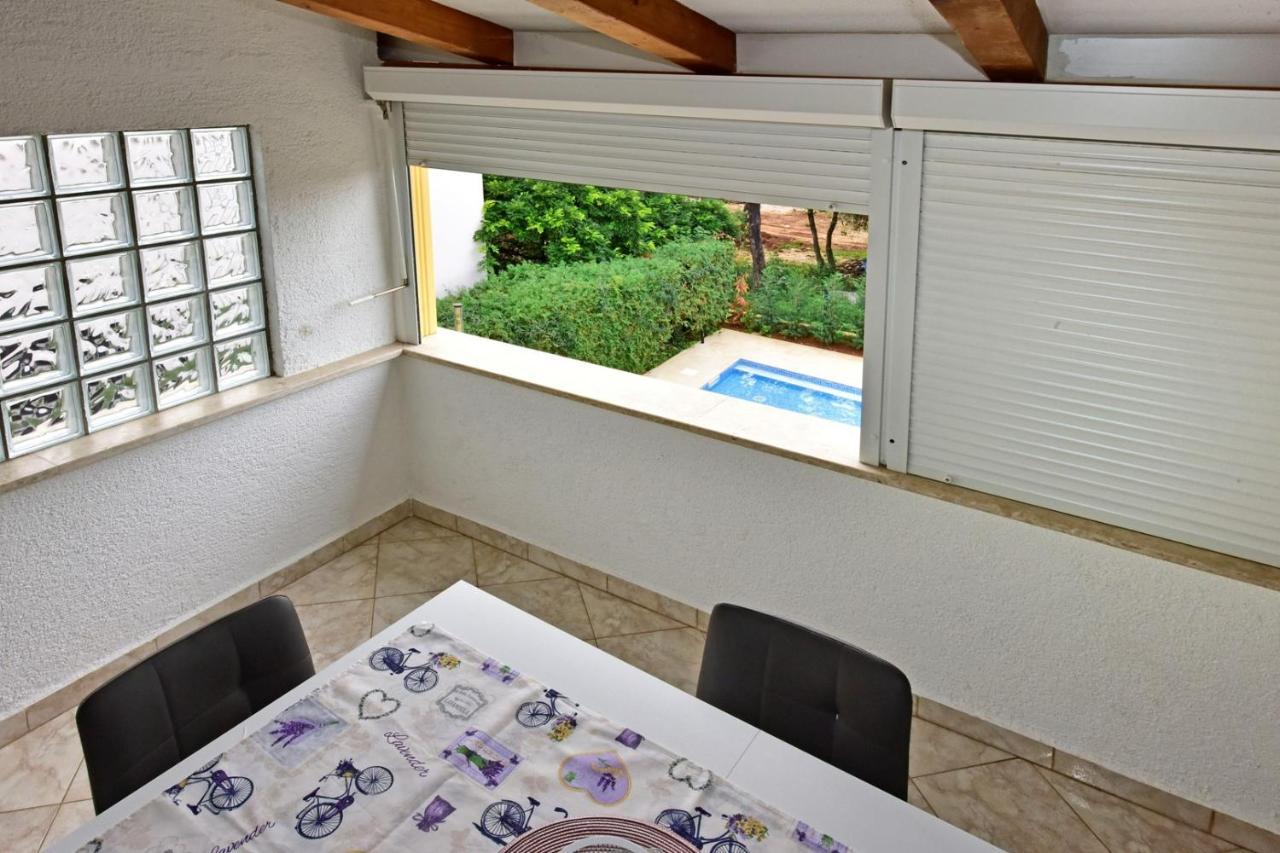 Apartments House Anna For Max 13 Persons In Porec, Pet Friendly 外观 照片