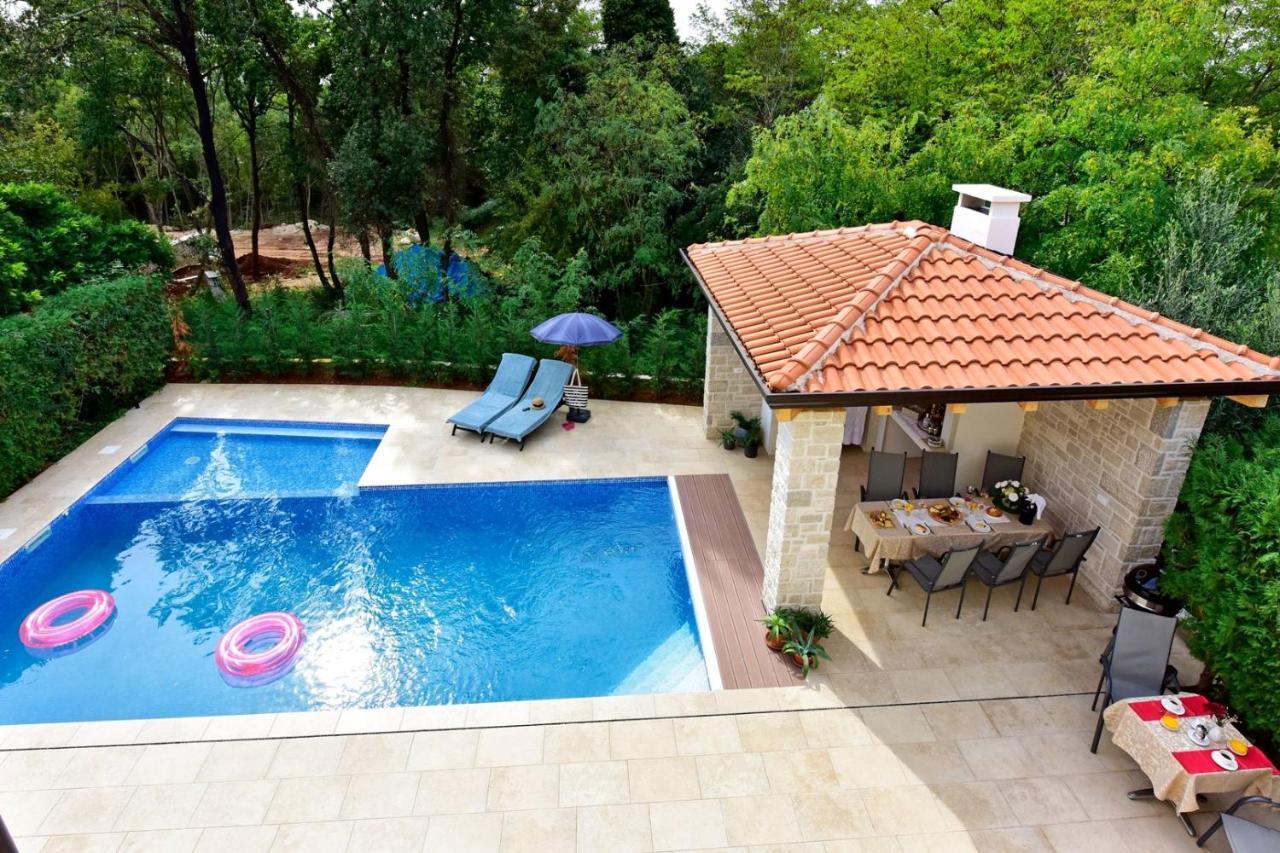 Apartments House Anna For Max 13 Persons In Porec, Pet Friendly 外观 照片